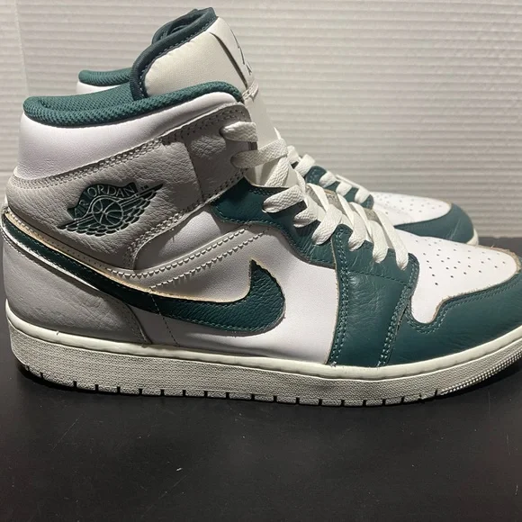Jordan Men's White and Teal High-Top Sneakers - Picture 3 of 6